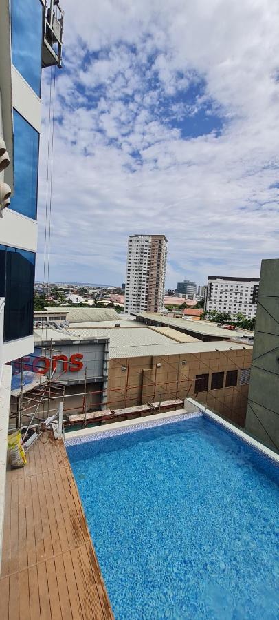 Inspiria Condo Units Beside Abreeza Mall Davao Exterior photo